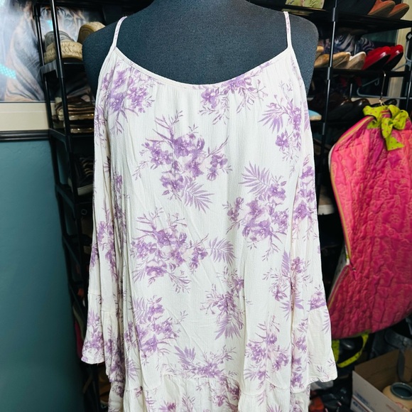 Altar'd State Purple and Cream Floral Cold Shoulder Dress Size Medium - Picture 2 of 9